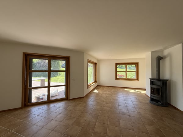 MAISON FAMILIALE RÉNOVÉE DE 210 M2 A LOUER DISPONIBLE IMMEDIATEMENT 3