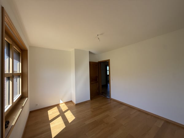 MAISON FAMILIALE RÉNOVÉE DE 210 M2 A LOUER DISPONIBLE IMMEDIATEMENT 11