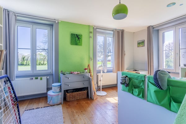 MAISON D'HABITATION A CHAMPAGNE ! 8