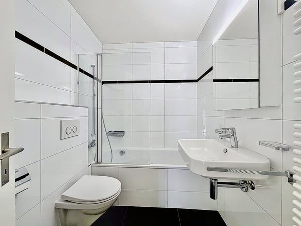 Superbe appartement rénové au coeur de La Tour-de-Peilz 9