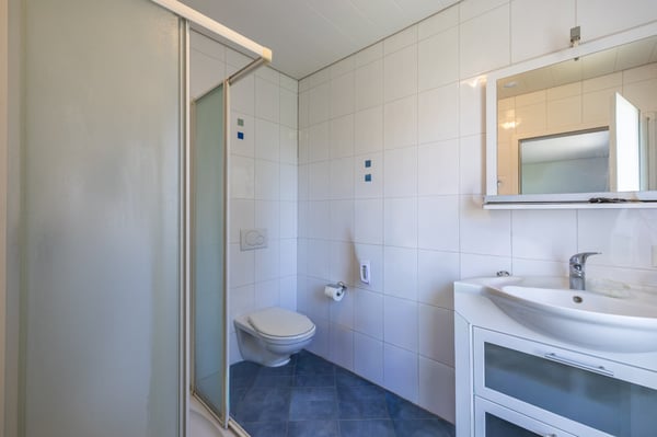 VILLA MITOYENNE 5,5 PIECES PARFAITEMENT SITUEE A CHAVORNAY ! 5