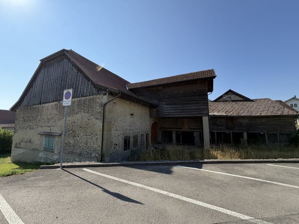 ANCIENNE FERME VAUDOISE DU XVIIIE SIÈCLE 2