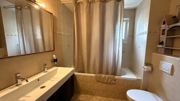 VILLA LOCATIVE IDÉALEMENT SITUÉE À 5 MINUTES DE LAUSANNE (CRISSIER) ! 12