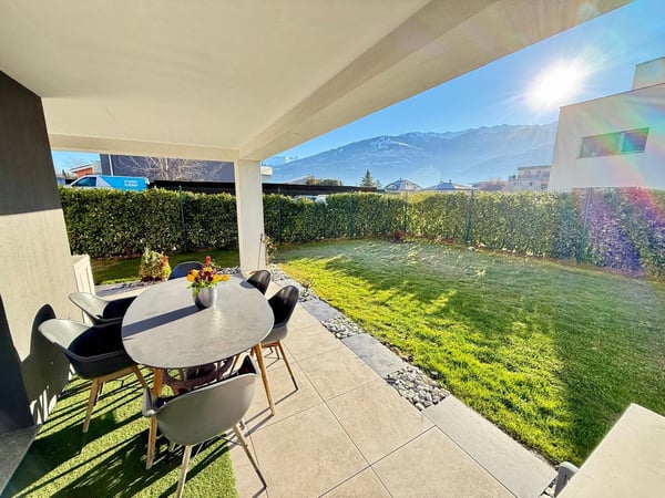 1.5 pièces en rez-de-chaussée avec terrasses et garage sécurisé – Vétroz 2