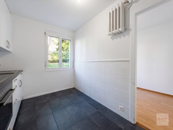 Appartement de 4.5 pièces avec balcon, quartier de Béthusy 10