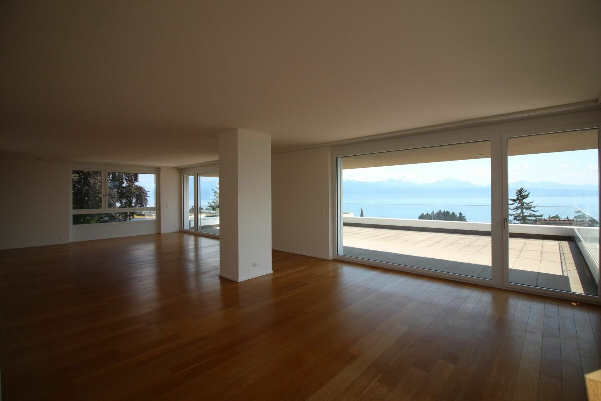 Apartment 4.5 rooms in Pully