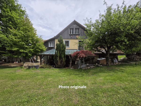 Maison de caractère avec atelier, garage double et nombreuses places de parc 2