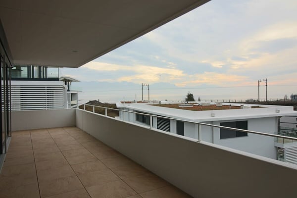 Spacieux duplex avec vue panoramique sur le lac 11