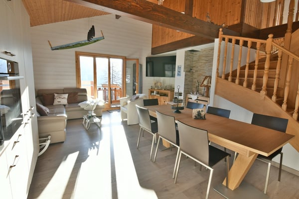 Magnificent 6.5-room duplex renovated, very well located in Mayens-de-Chamoson - Ovronnaz/VS 3