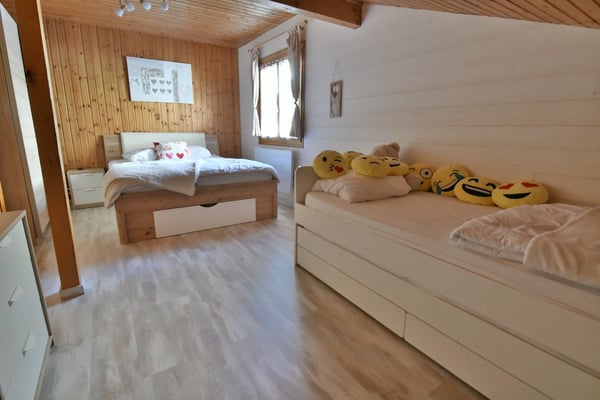 Magnificent 6.5-room duplex renovated, very well located in Mayens-de-Chamoson - Ovronnaz/VS 9
