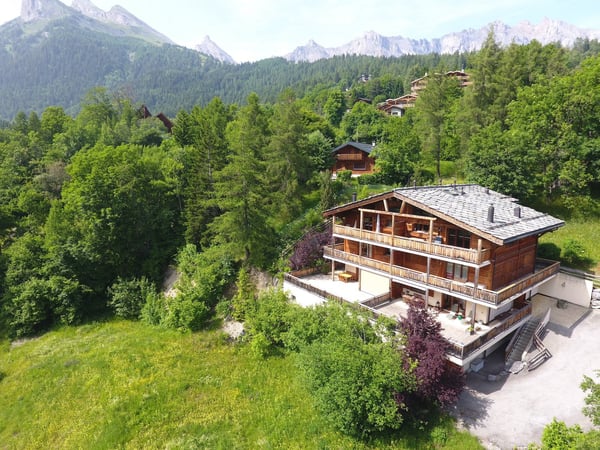 Chaleureux appartement de 2.5 pièces de standing avec grande terrasse à Ovronnaz/VS 14