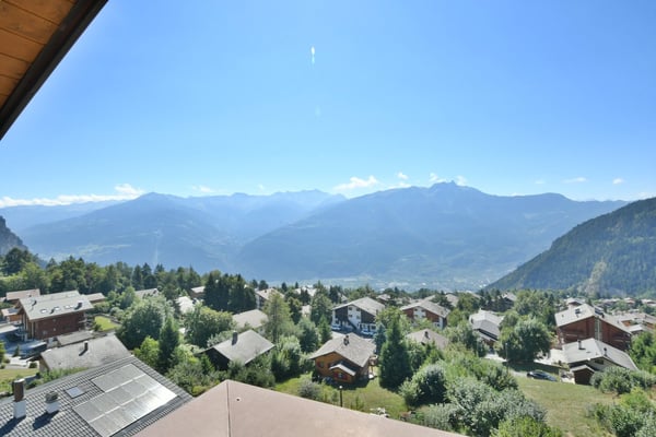 Coup de coeur ! Appartement 3.5 pièces, attique, duplex, orienté sud, à Ovronnaz/VS 14