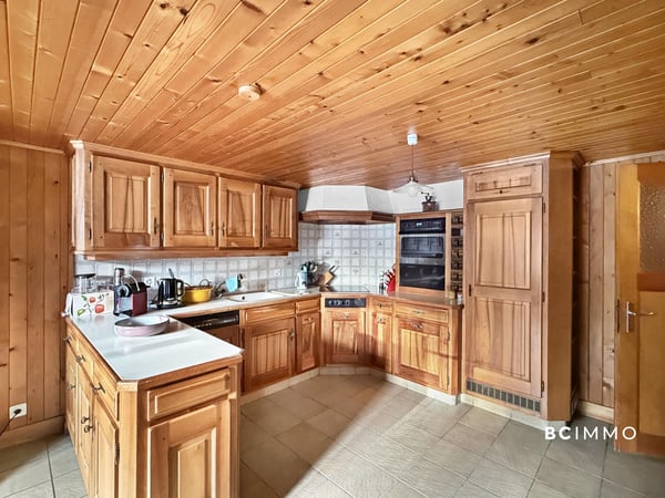 Grand chalet sur une magnifique parcelle 7
