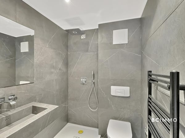 Élégance contemporaine avec vue panoramique 7