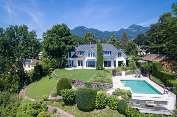Luxueuse maison avec vue lac 1