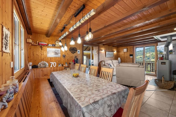Splendide chalet de 8.5 pièces aux Paccots 11