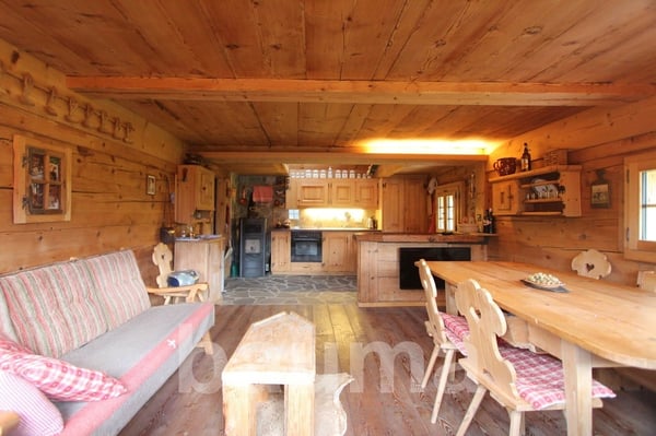 Chalet d'alpage situé au Croquolet 5