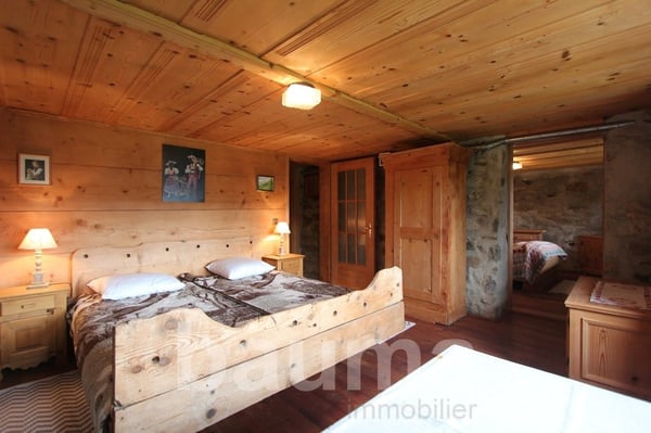 Chalet d'alpage situé au Croquolet 10