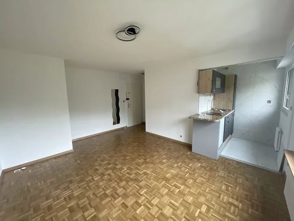 Studio au 6ème étage 2