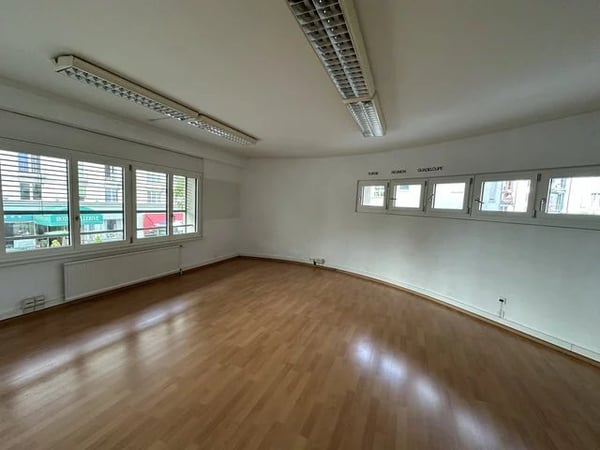 Local commercial au 1er étage de 69m2 2