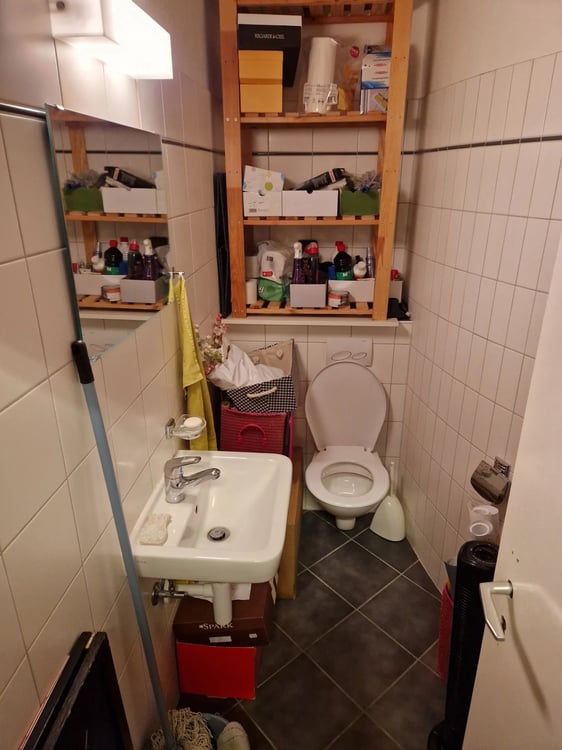 Local commercial d'approximativement 61 m2 au rez-de-chaussée 3