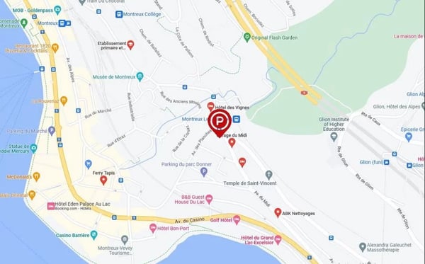 Places de parc extérieures couvertes 2