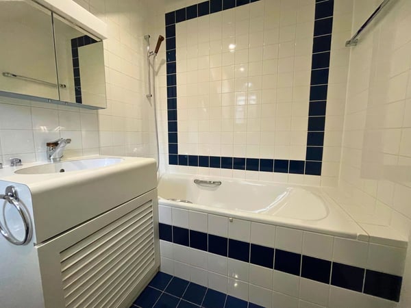 Grand appartement de 3 pièces d'env. 125m2 au 2ème étage 13
