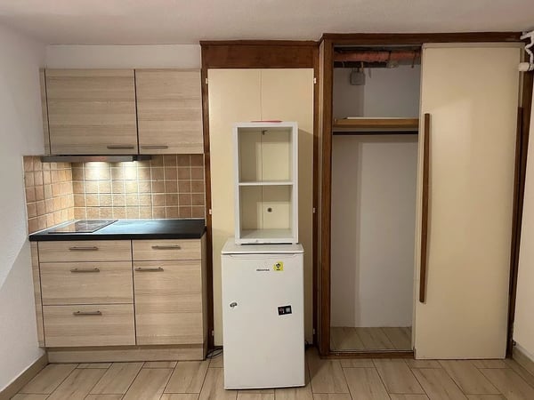 Studio meublé au rez-de-chaussée 4