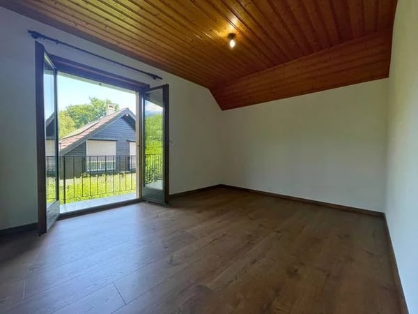 Villa mitoyenne de 6 pièces 5