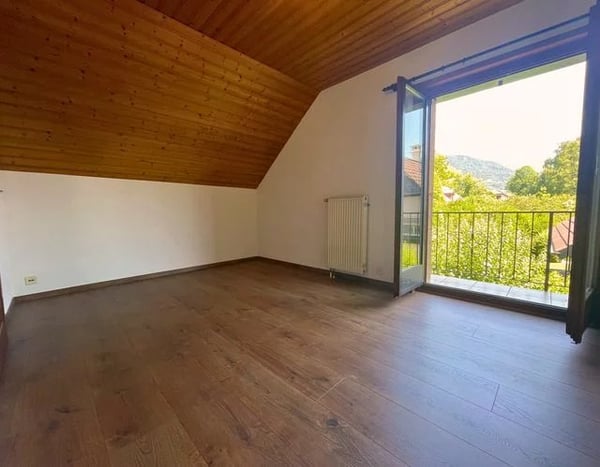 Villa mitoyenne de 6 pièces 9