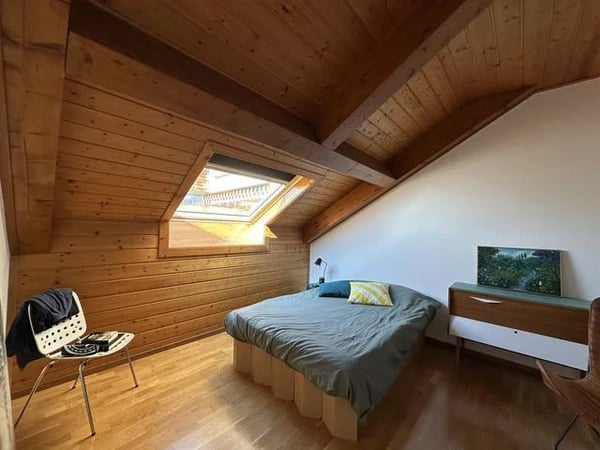 Appartement de 4.5 pièces mansardé au 1er étage 6