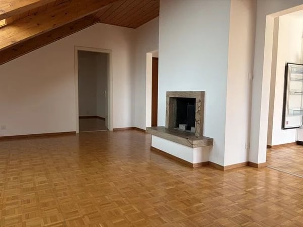 Appartement de 4.5 pièces mansardé au 1er étage 8