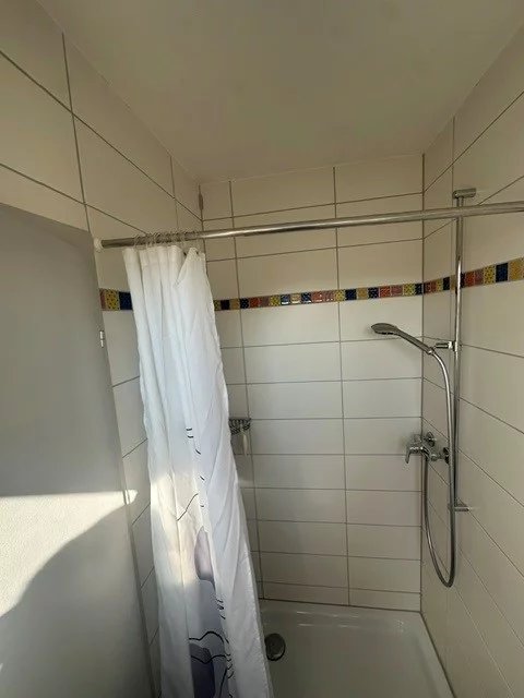 Studio au 5ème étage 4