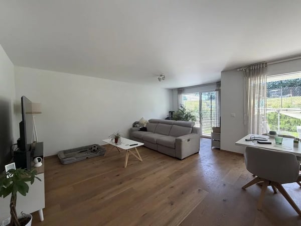 Appartement de 3.5 pièces au rez-de-chaussée avec jardin privatif 2