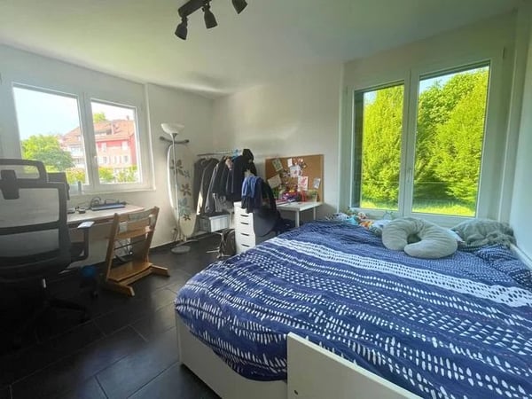 Appartement de 4.5 pièces au 1er étage d'env. 110m2. 9