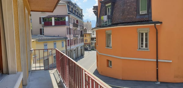 Appartement de 2 pièces au 1er étage entièrement rénové. 1