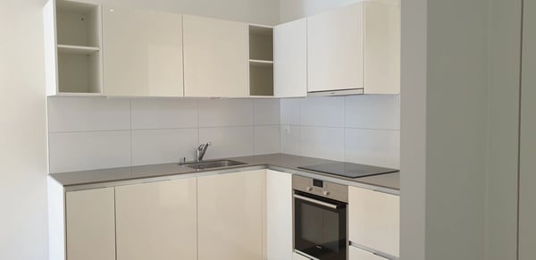 Appartement de 2 pièces au 1er étage entièrement rénové. 4