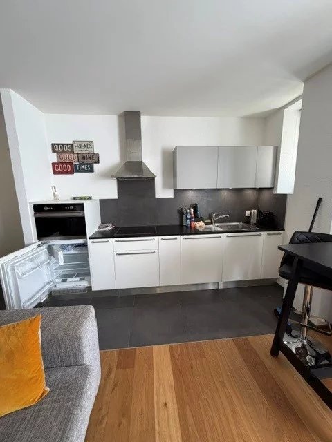Studio meublé au rez-de-chaussée 3