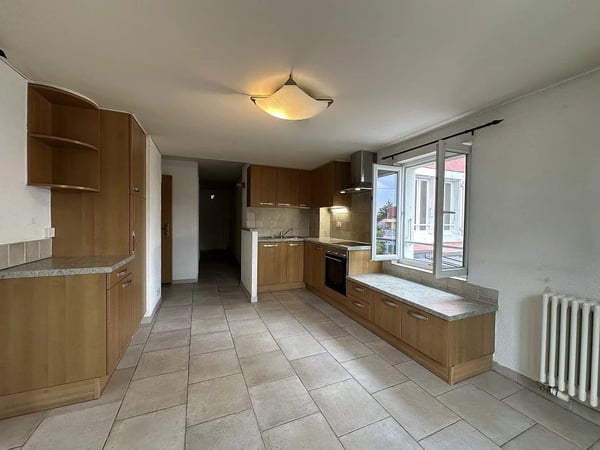 Appartement de 4.5 pièces au 1er étage avec une terrasse 4