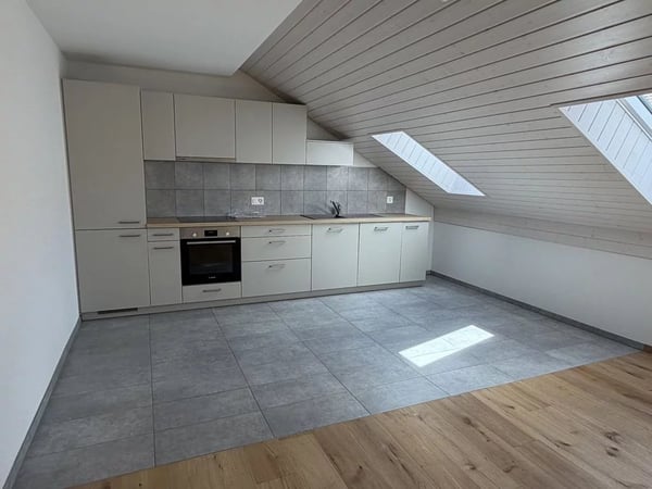 Bel appartement de 3.5 pièces au 2ème étage avec cachet 5
