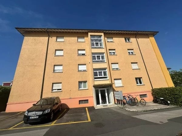 Charmant appartement de 3 pièces au rez supérieur 11