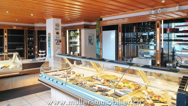 Grand chalet aux Mosses avec appartements et tea-room 4