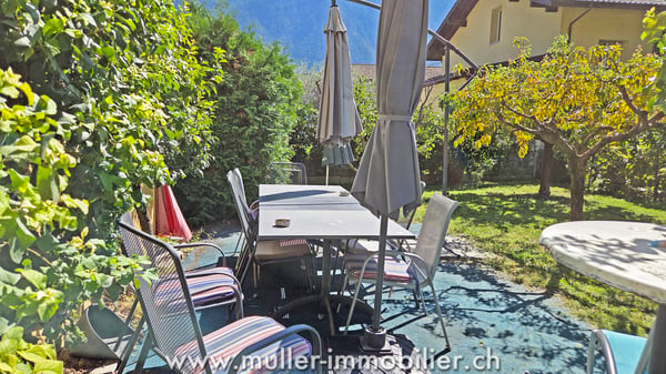 Grande propriété avec 2 appartements à Fully 3
