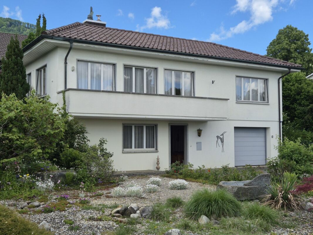 Villa mit 4.5 Zimmern im  Stand