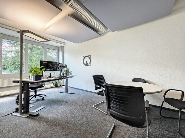 Bureaux équipés et modulable à souhait 4