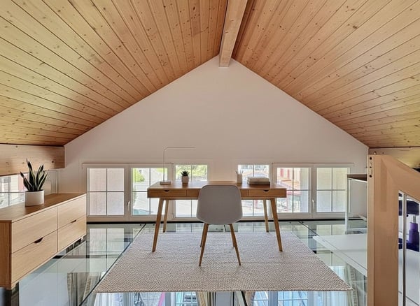 Duplex lumineux aux volumes généreux au coeur de Servion 1