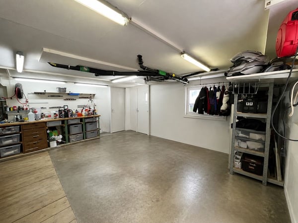 Atelier de 33 m² entièrement équipé 2