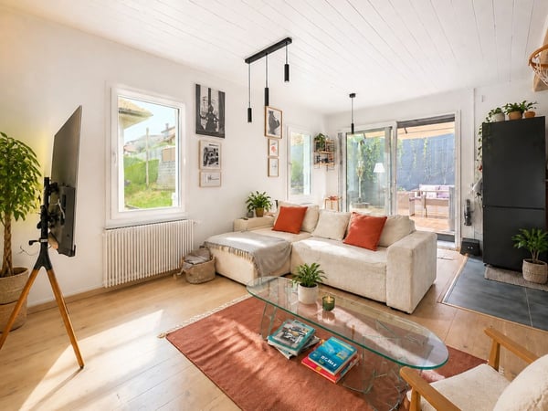 Maison indépendante de caractère avec jardin, studio et potentiel locatif 6