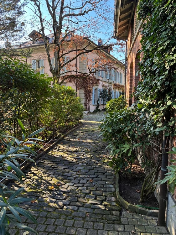 Adresse d'exception au cœur du quartier de Mont-Repos à Lausanne 2