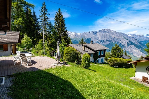 Charming chalet close to the telecabine 2